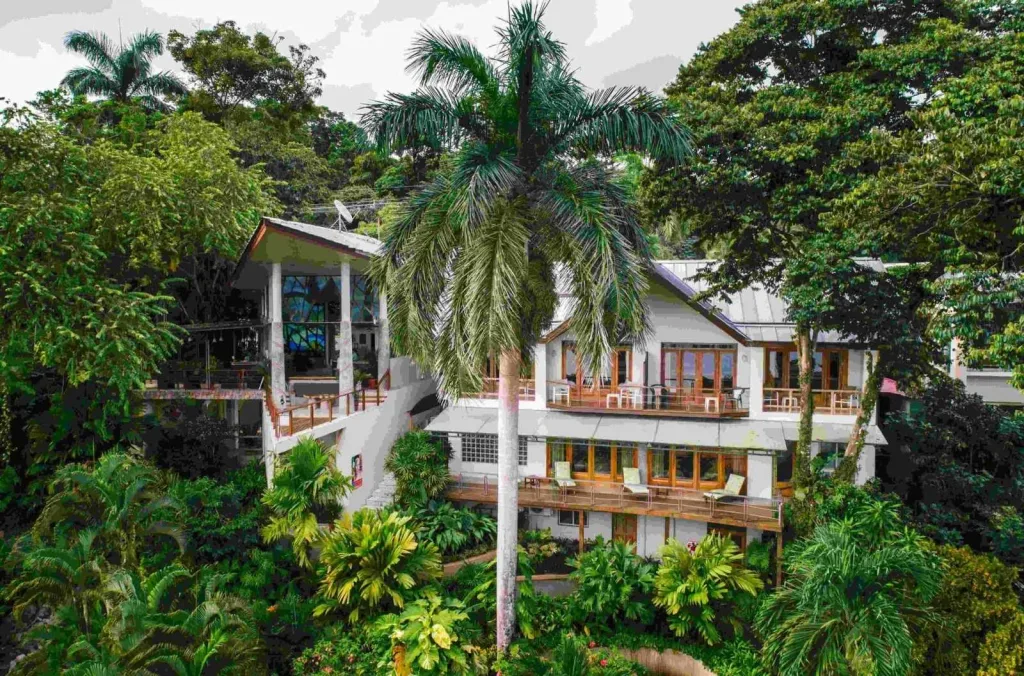 Exterior view of Sí Como No Resort & Wildlife Refuge